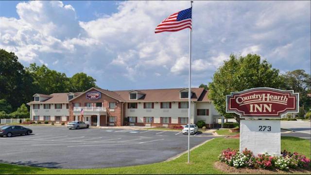 Country Hearth Inn-Toccoa Exterior photo